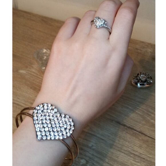 𝅺Curated bundle 3 dazzling hearts jewelry set bracelet pendant ring - romantic - Picture 5 of 5